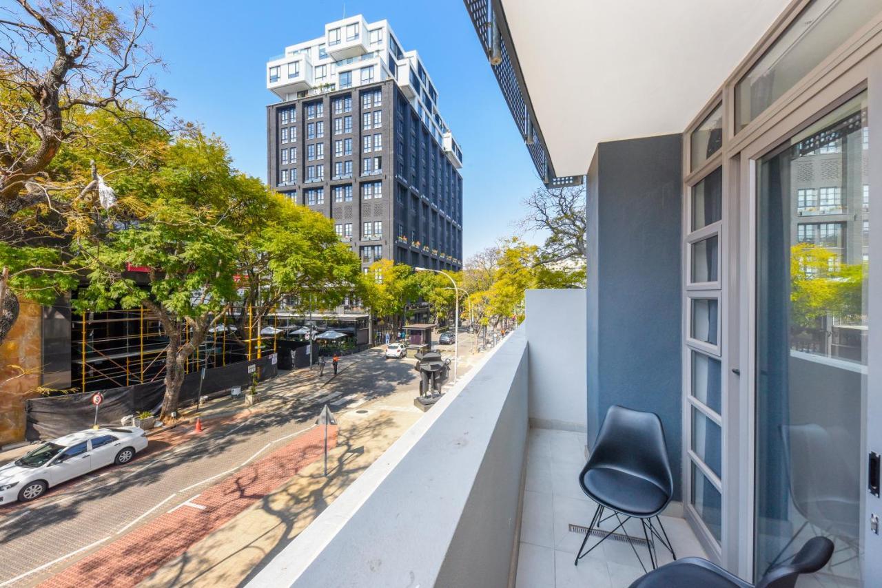 Easy Stay - The Median Rosebank Johannesburg Buitenkant foto