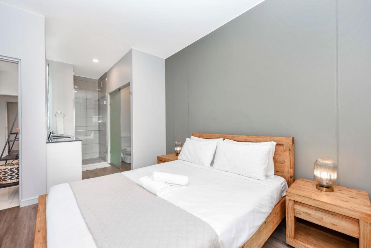 Easy Stay - The Median Rosebank Johannesburg Buitenkant foto