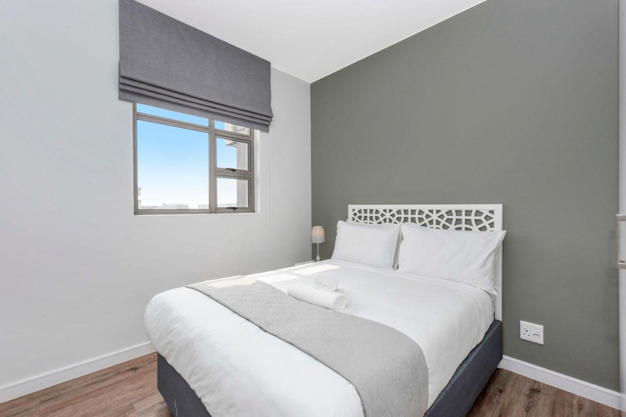 Easy Stay - The Median Rosebank Johannesburg Buitenkant foto