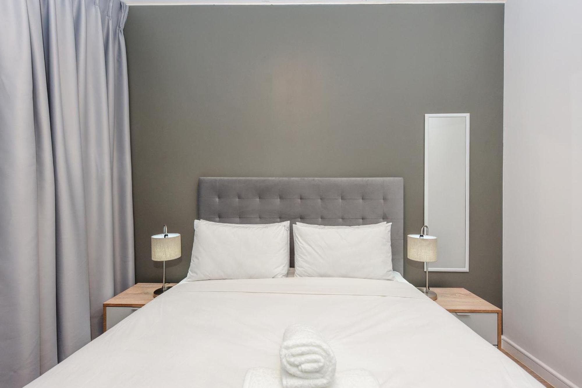 Easy Stay - The Median Rosebank Johannesburg Buitenkant foto